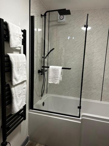 Dunroamin Self-Catering Apartment 애비모어 외부 사진