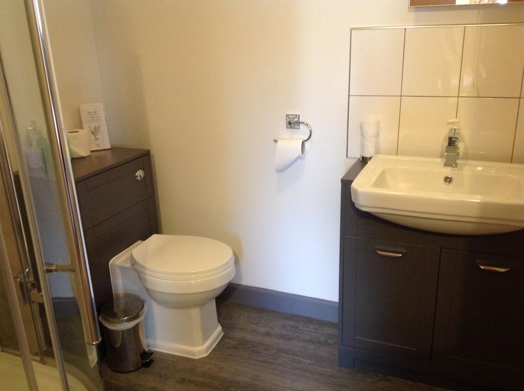 Dunroamin Self-Catering Apartment 애비모어 외부 사진