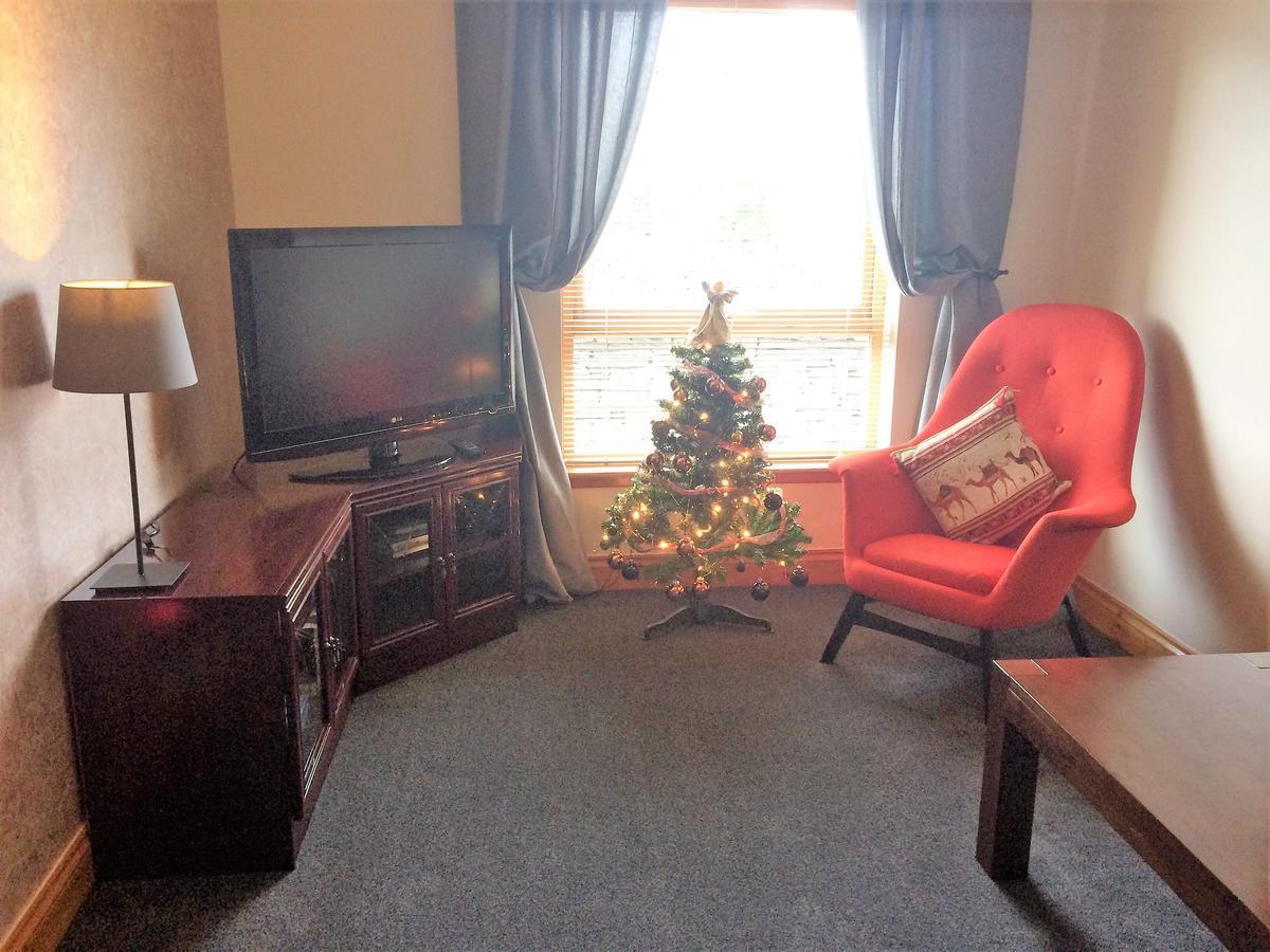 Dunroamin Self-Catering Apartment 애비모어 외부 사진