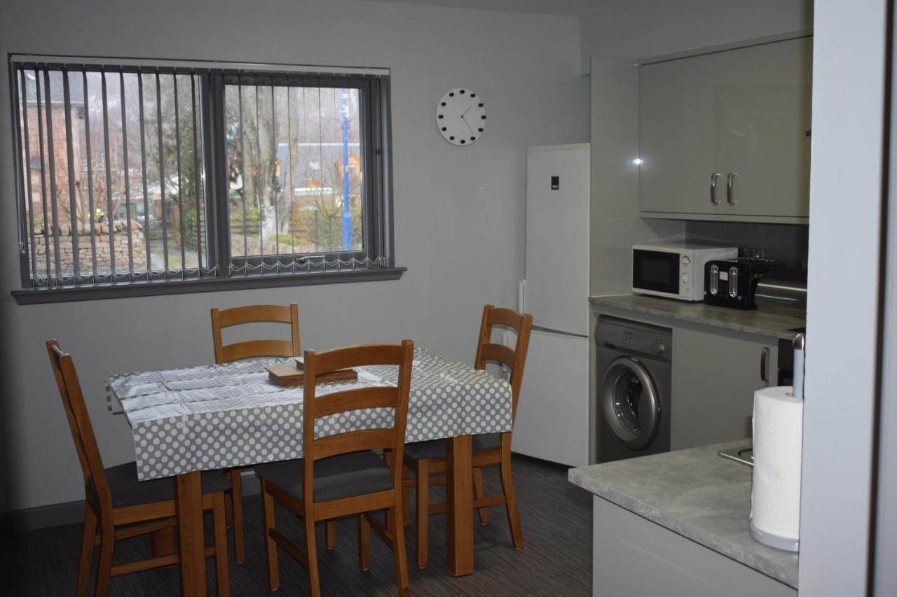 Dunroamin Self-Catering Apartment 애비모어 외부 사진